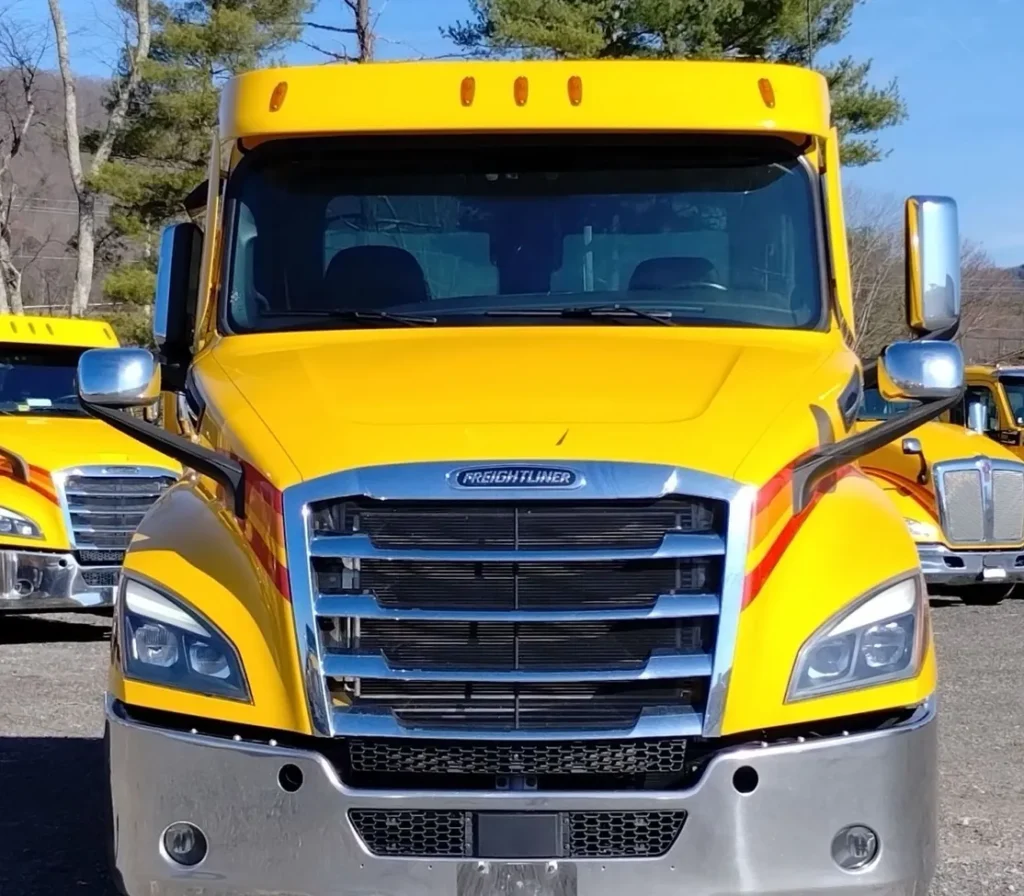 2022 Freightliner Cascadia 126